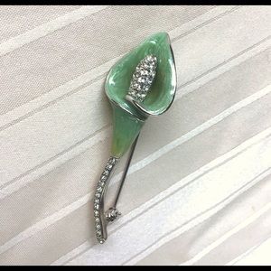 Nolan Miller Jade green Calla Lily Flower Brooch Pin with Rhinestones